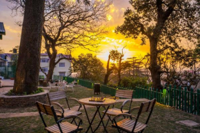 StayVista at Nau Nabh Cottage - 8BR with Bonfire & Paradisiacal Abode